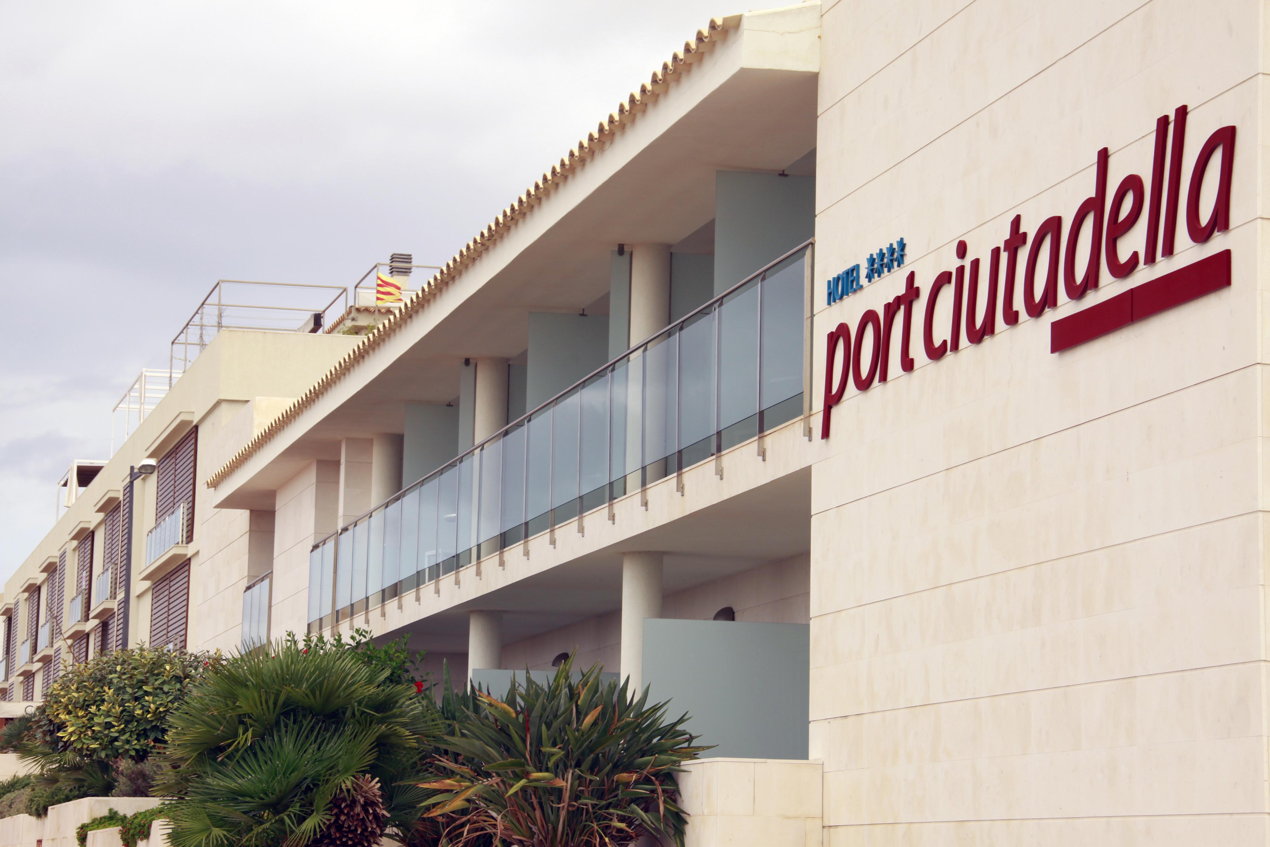 Seth Port Ciutadella Hotel Exterior photo